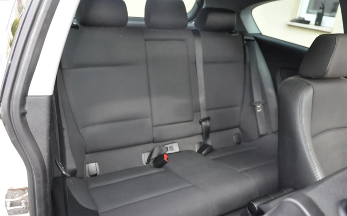 BMW Seria 1 cena 22500 przebieg: 240000, rok produkcji 2010 z Bełchatów małe 326